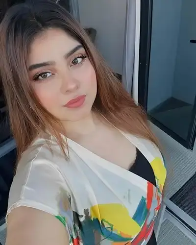 Rashmi Escort